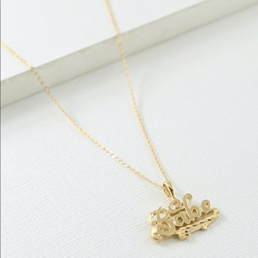 New Vanessa Mooney The Babe Necklace Gold 49$
